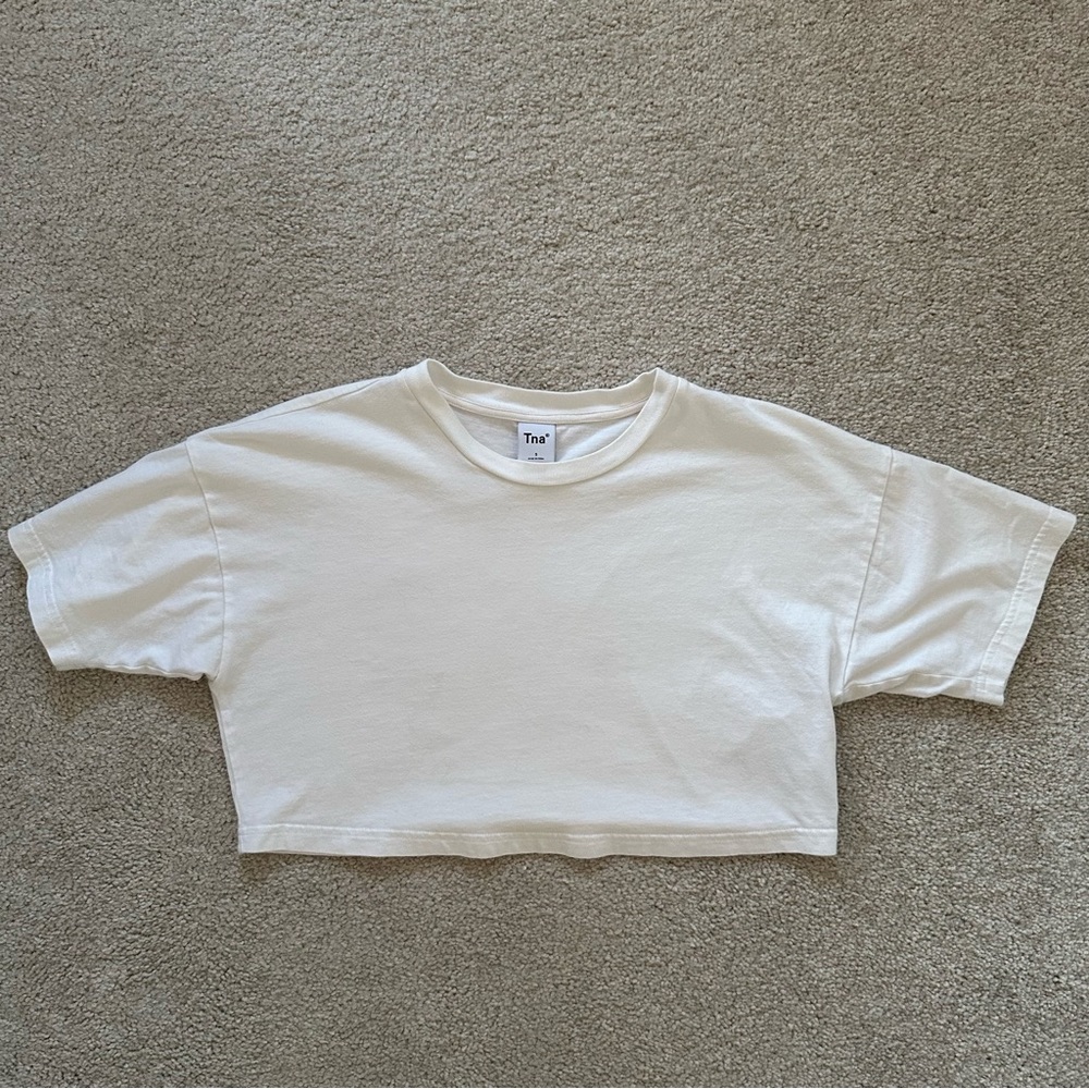 ARITZIA Tna White Cropped T-Shirt